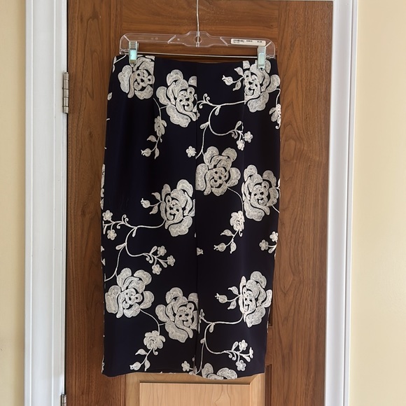 Eci midi pencil skirt - Picture 4 of 7